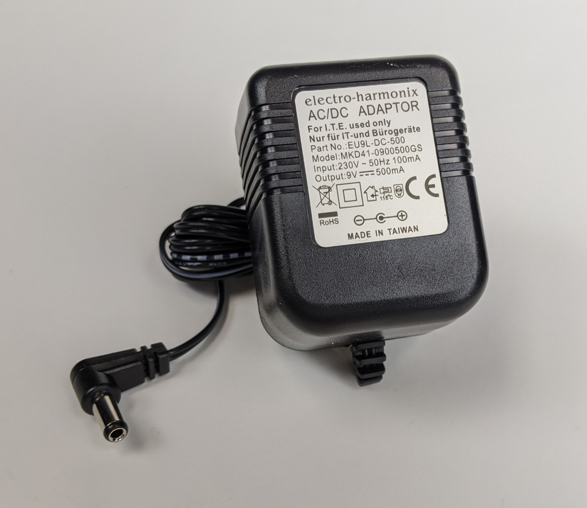 9V / 500 mA Power Adaptor